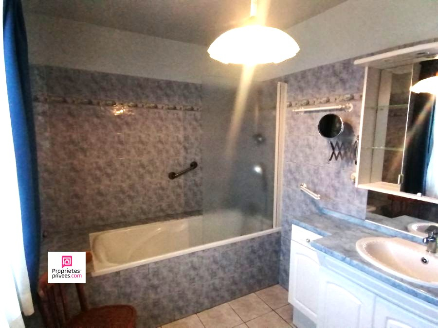 OCCAGNES OCCAGNES 61200 , maison 6 pièces 150 m2 environ, 3 grandes chambres, 1 bureau, PRIX 175 000 honoraires 4,79% inclus à la charge de l'acquéreur soit 167 000 net vendeur 12