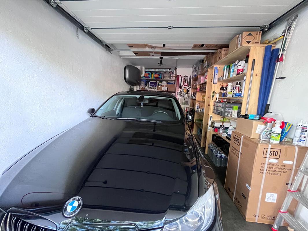 PERPIGNAN Magnifique appartement T3 de 77 m2 avec garage, situé au second et dernier étage sans ascenseur d'une petite copropriété aux faibles charges 17