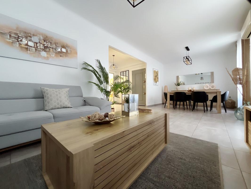 PERPIGNAN Magnifique appartement T3 de 77 m2 avec garage, situé au second et dernier étage sans ascenseur d'une petite copropriété aux faibles charges 6
