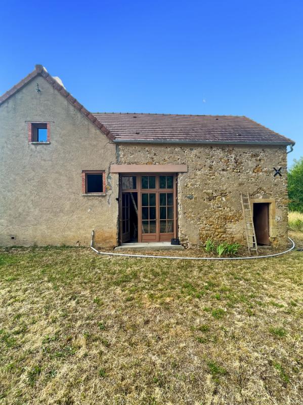 CHATEAUMEILLANT Chateaumeillant Longère idéale pour vos projets 6