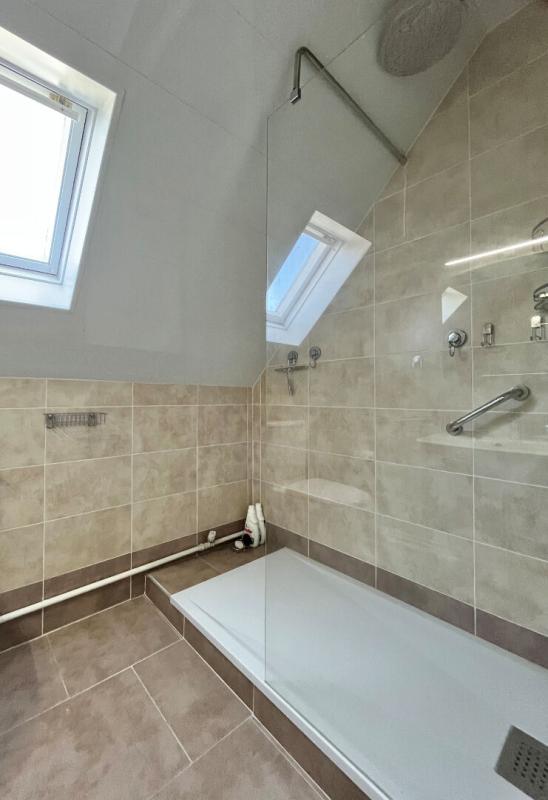 RIBECOURT-DRESLINCOURT Maison : 6 pièce(s) 100 m2 - Terrain 610m² - Garage 10