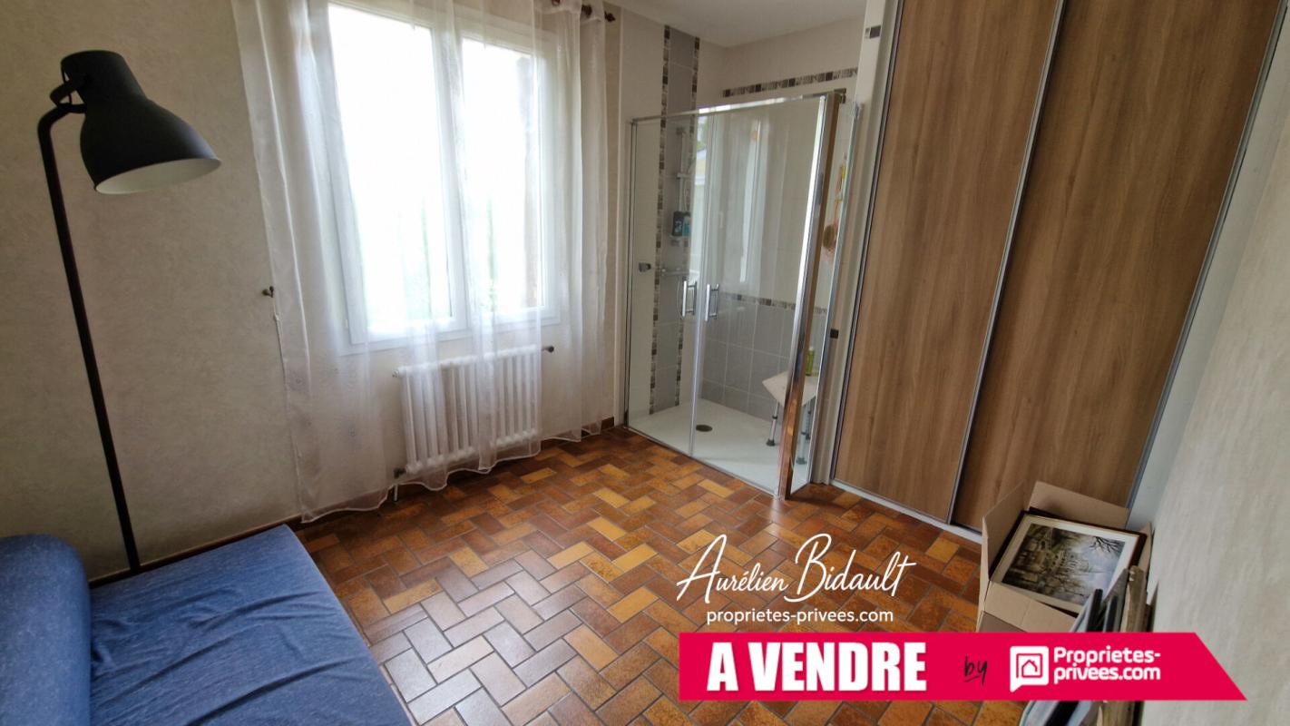 ARNIERES-SUR-ITON Maison 6 pièces 135m² Arnières-sur-Iron 10
