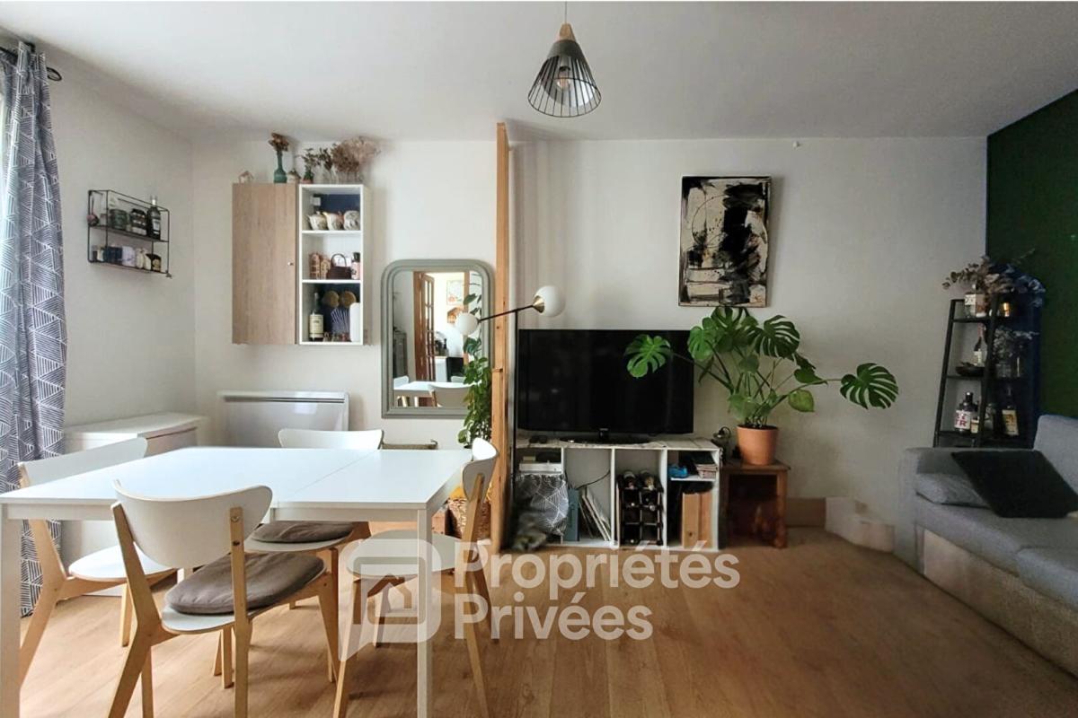 ARPAJON Une adresse privilégiée en centre-ville d'Arpajon 2