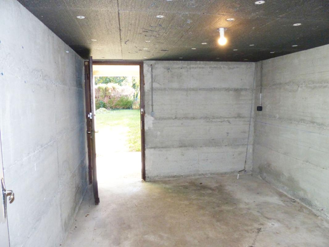 AIGUILHE Maison Aiguilhe 7 pièce(s) 134.14 m² 18