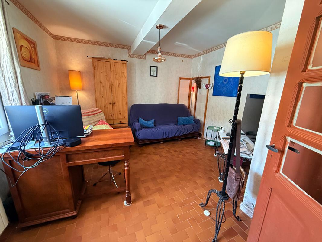 LAVALETTE Maison de village avec cave attenante 4