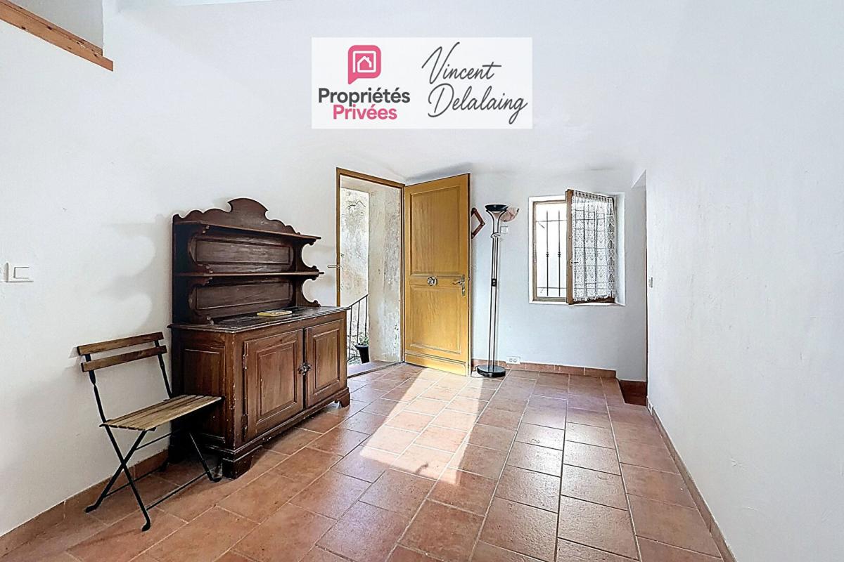 CABRIERES-D'AIGUES Maison de village T3 6