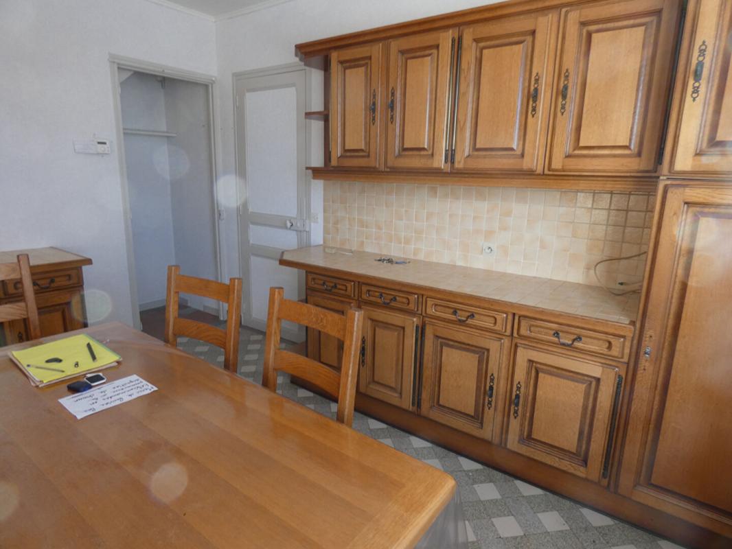 LA COUTURE-BOUSSEY Maison 3 chambres + garage 6