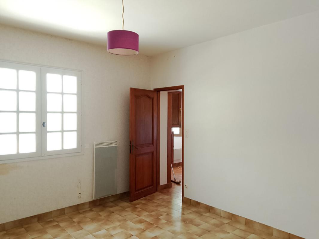AUGE-SAINT-MEDARD Maison Plain-Pied 138M², 3 ch, dépendances et jardin, Rouillac-Aigre 6