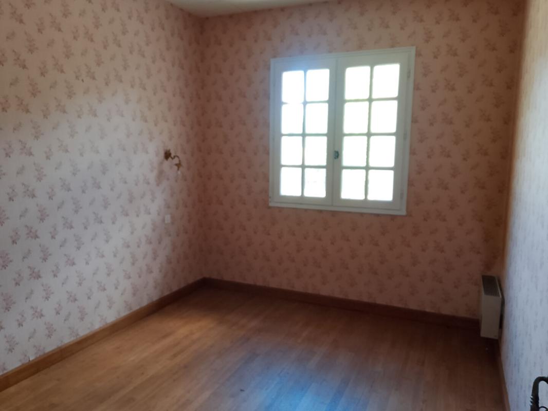 AUGE-SAINT-MEDARD Maison Plain-Pied 138M², 3 ch, dépendances et jardin, Rouillac-Aigre 9