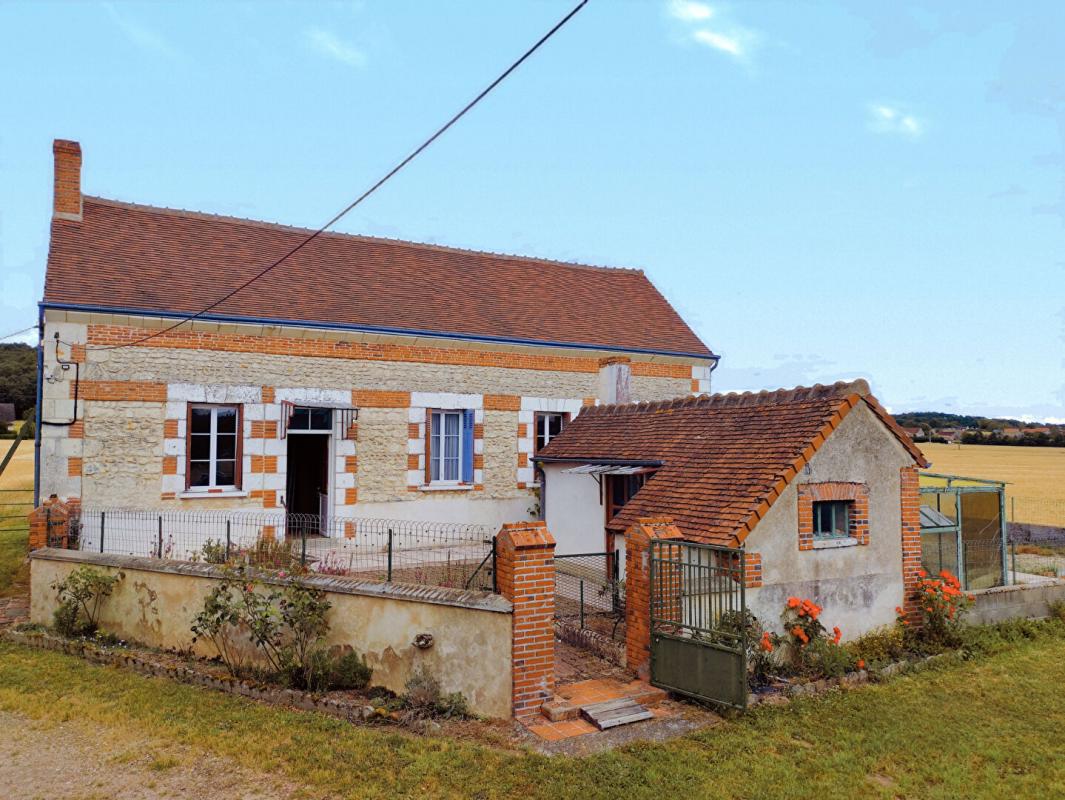 CHAMBON Maison de pays  4 pièces 85 m2 grandes dépendances 10
