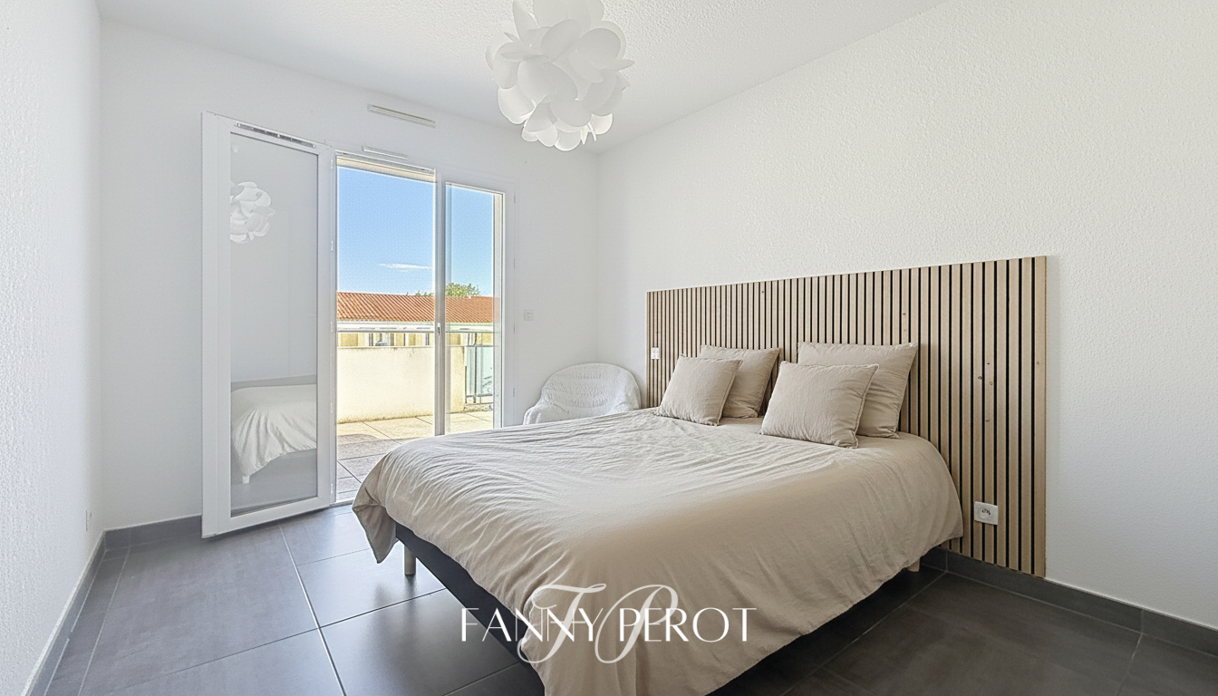 SAINT-CYPRIEN Appartement Saint Cyprien 4 pièces 98 m2 avec terrasses et garage 14