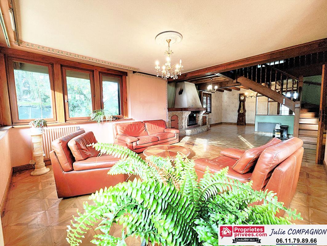 BELLIGNE MAISON 4 CHAMBRES - GARAGE ET  GRAND TERRAIN 9 000 m² env 6