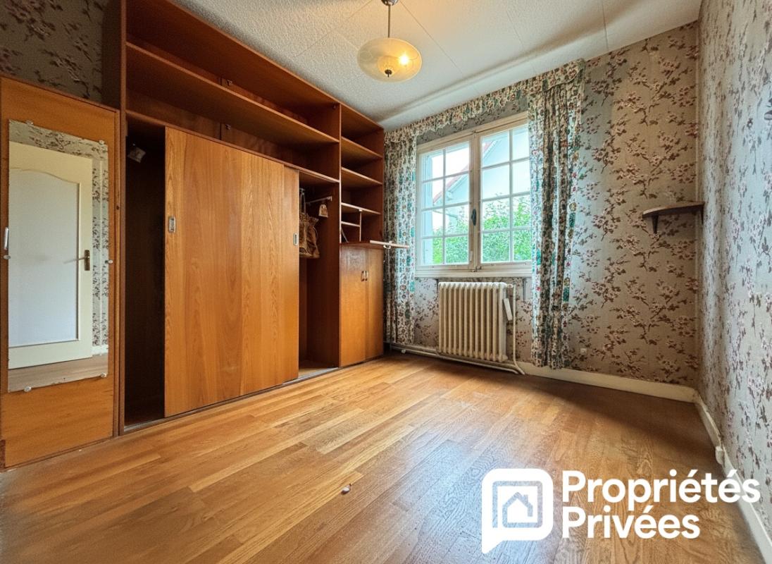 SAINT-DOULCHARD MAISON SAINT DOULCHARD 5 PIECES 103 M2 7