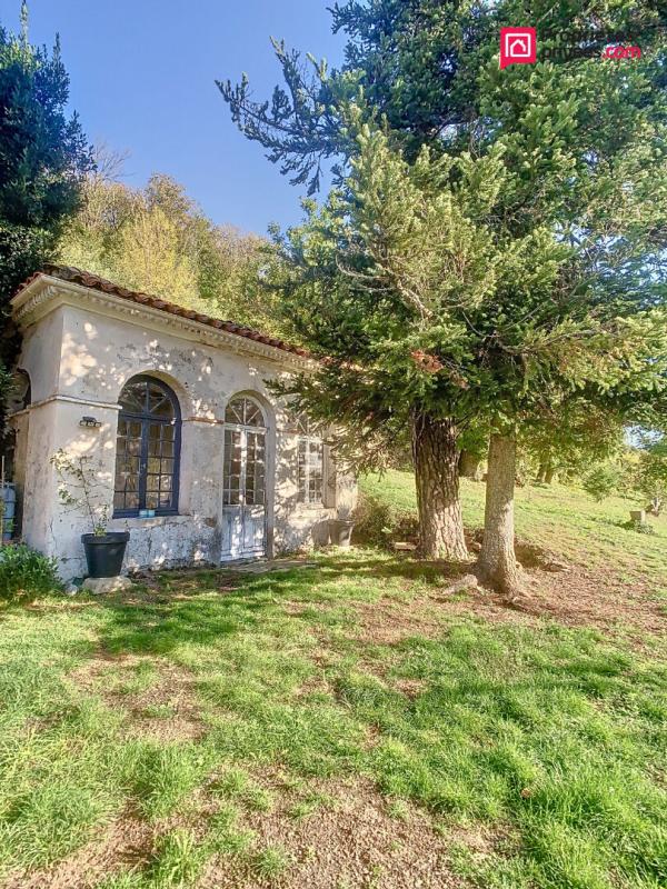 LE VIGAN Maison Le Vigan 15 pièce(s) 245 m2 12