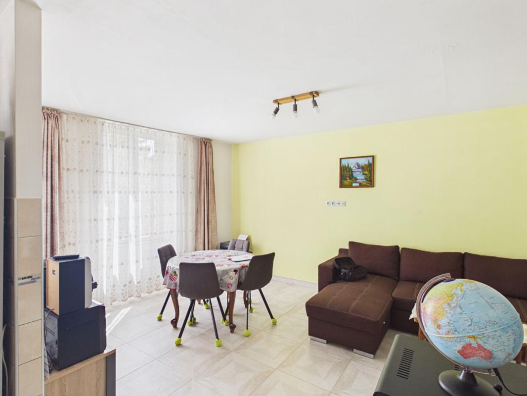 BESSEGES BESSEGES (30160)Appartement  5 pièce(s) 121 m2 5