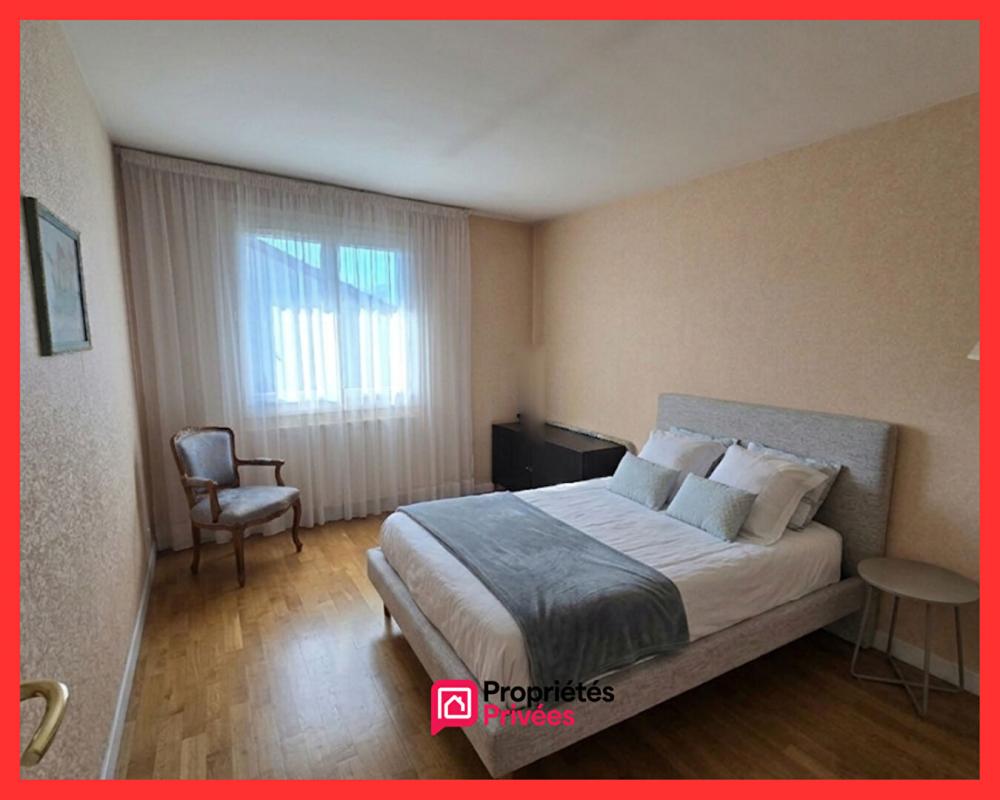 LIVRY-GARGAN 93190 LIVRY-GARGAN - Maison 6 pieces 138.67 m² - 4 chambres - 1 Bureau - Jardin - Double Garage 10