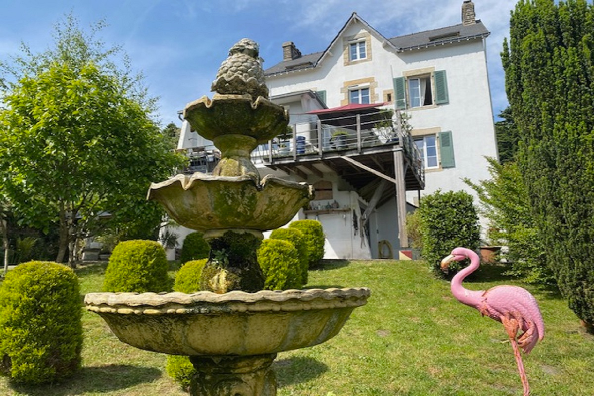ROCHEFORT-EN-TERRE Rochefort en Terre Maison de maître 11 pièce(s) 240 m2 5