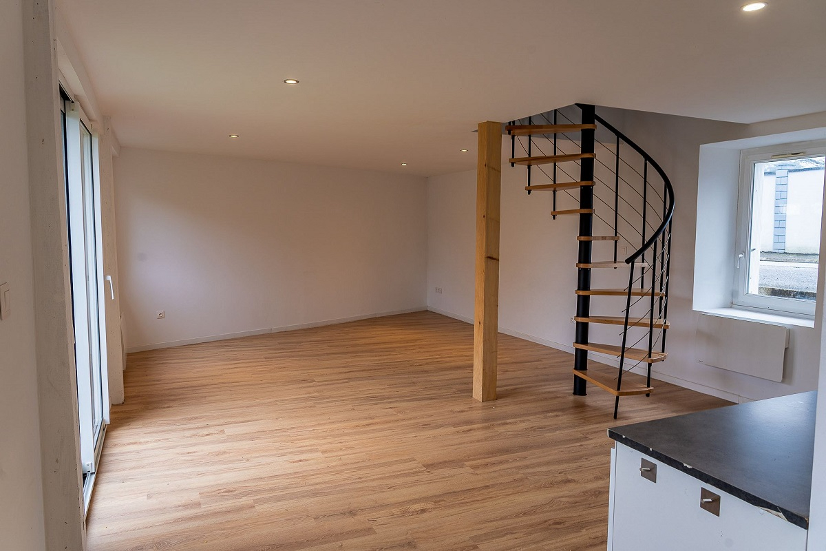 PLOERMEL Maison de ville  PLOERMEL 3 pièce(s) 105 m2 5
