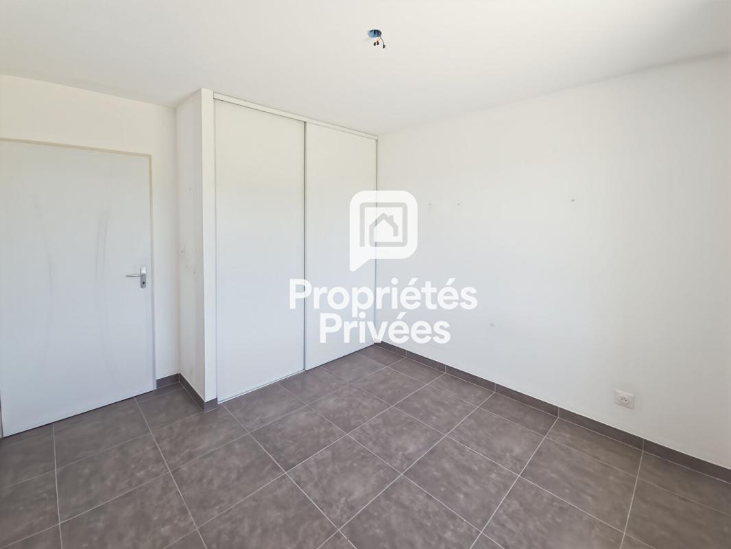 BAZAS COUP DE COEUR : MAISON CONTEMPORAINE (2020) DPE A PROCHE BAZAS 15