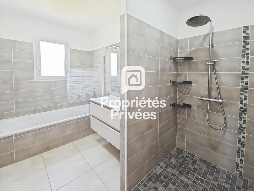 BAZAS COUP DE COEUR : MAISON CONTEMPORAINE (2020) DPE A PROCHE BAZAS 16
