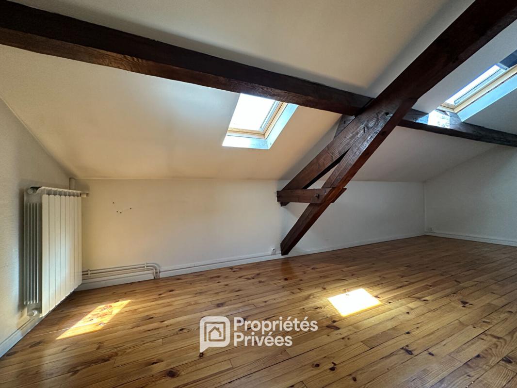 CLERMONT-FERRAND Maison T7 ( 5 ch ) 162 m2 avec garage, terrasse et cave 18