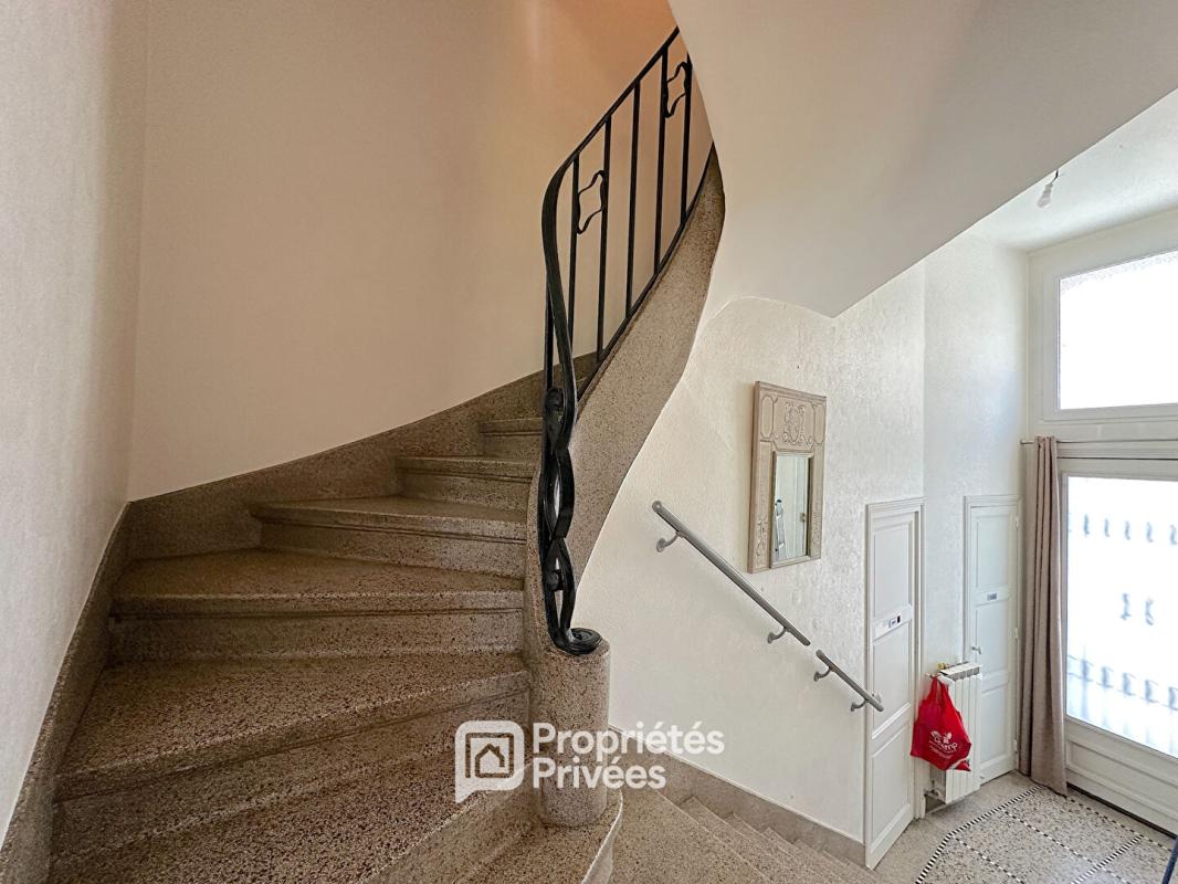 CLERMONT-FERRAND Maison T7 ( 5 ch ) 162 m2 avec garage, terrasse et cave 9