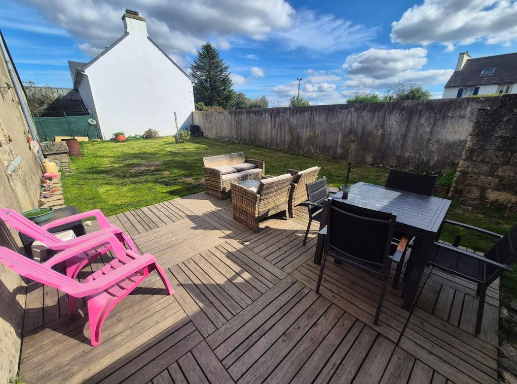LAZ 29520 Laz maison de bourg 4 chambres beaux volumes confortable et habitable de suite 2