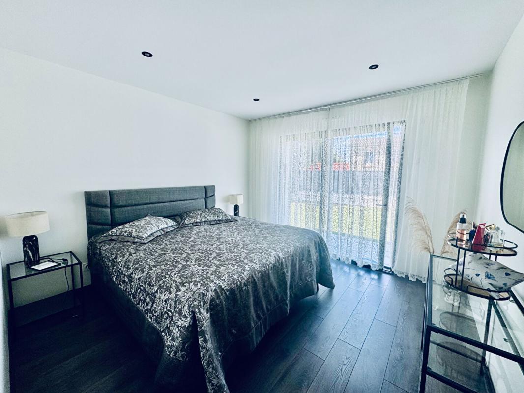 NUAILLE EXCLUSIVITÉ Magnifique maison contemporaine de plain-pied à Nuaillé 7