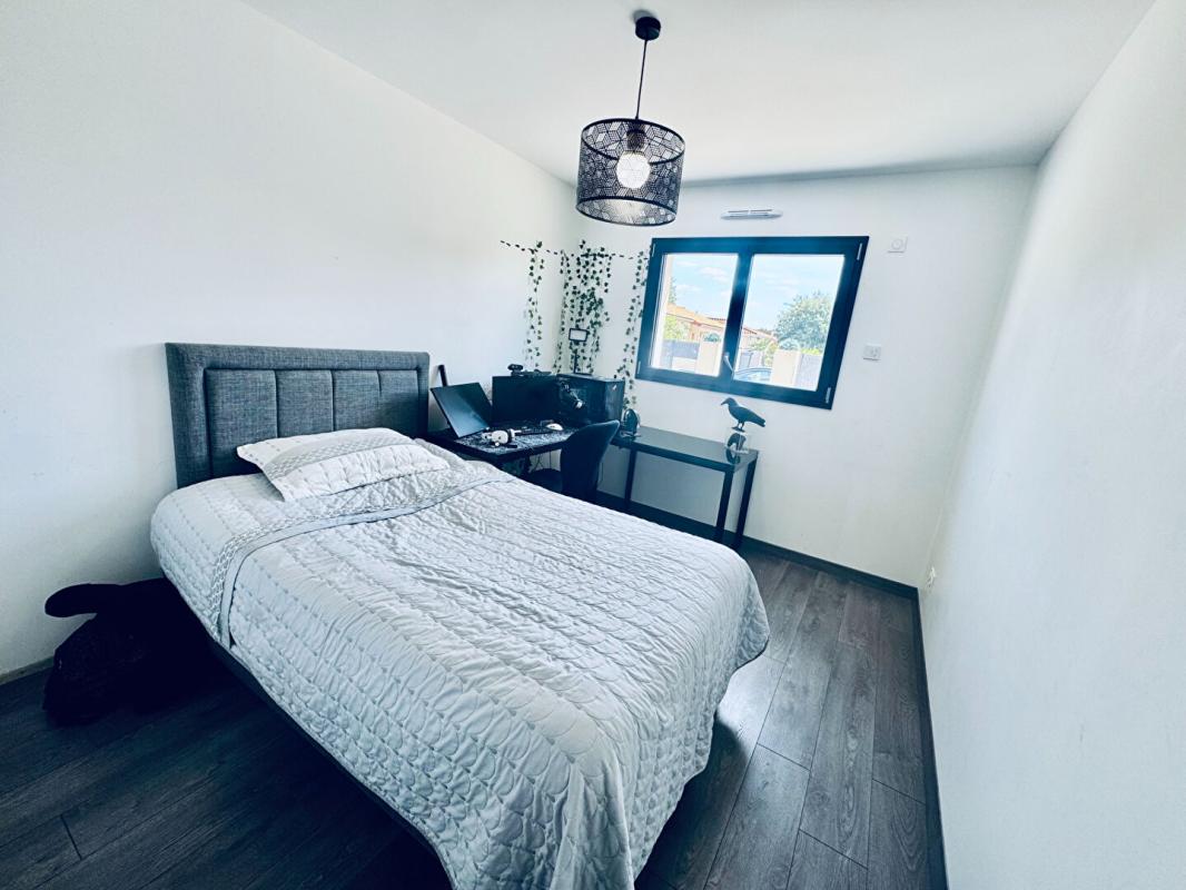 NUAILLE EXCLUSIVITÉ Magnifique maison contemporaine de plain-pied à Nuaillé 9