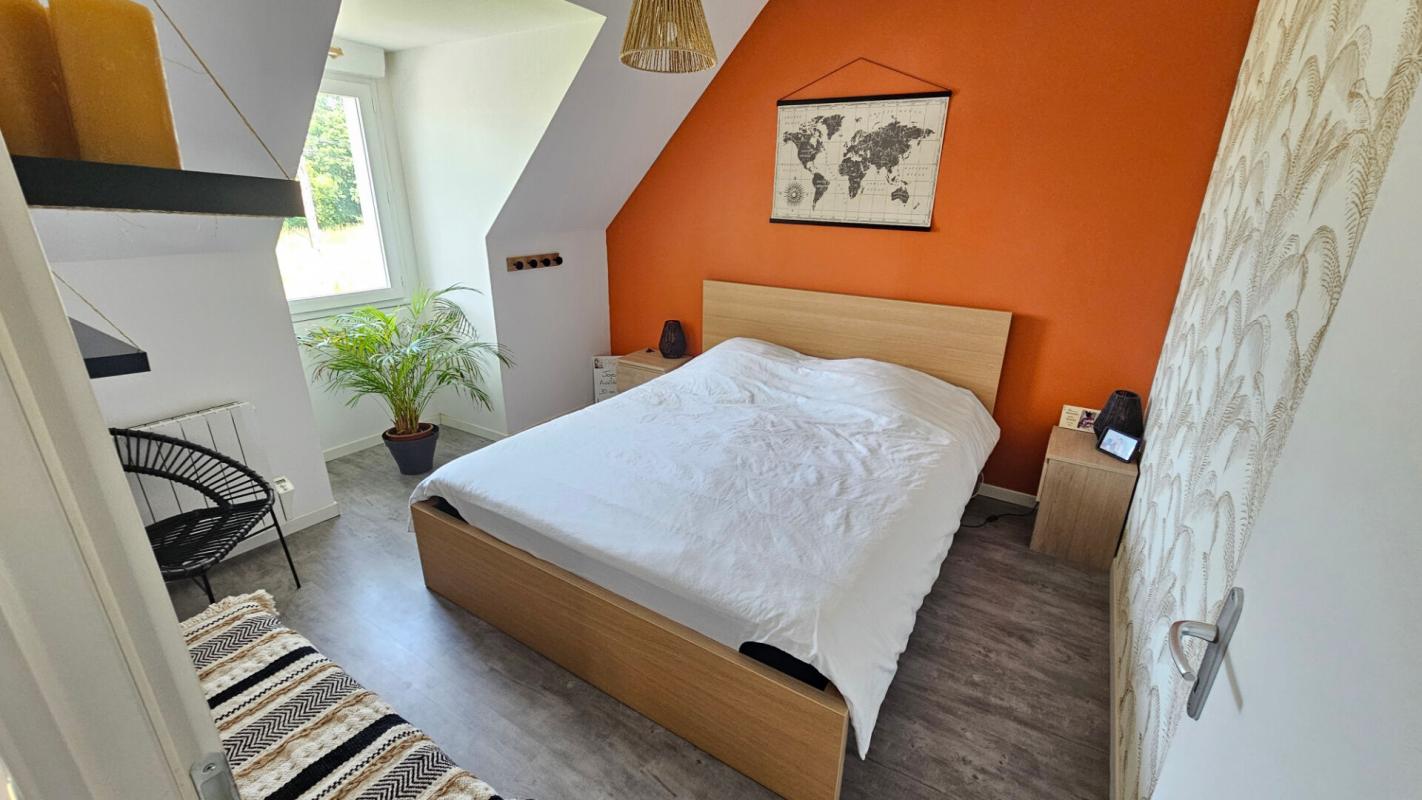 HOUDAN Houdan 10 mn / CCPH / Maison récente en parfait état / 4 chambres 11