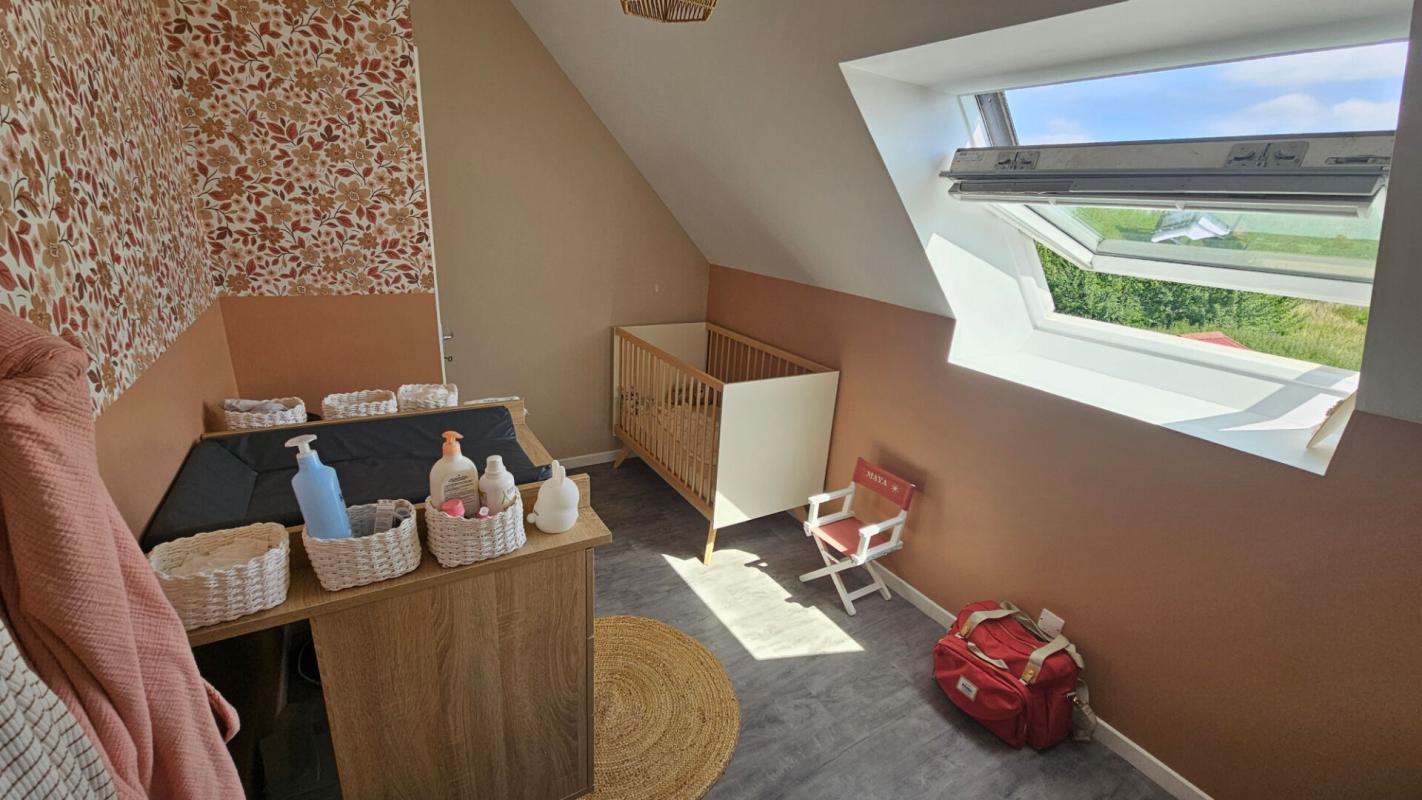 HOUDAN Houdan 10 mn / CCPH / Maison récente en parfait état / 4 chambres 13