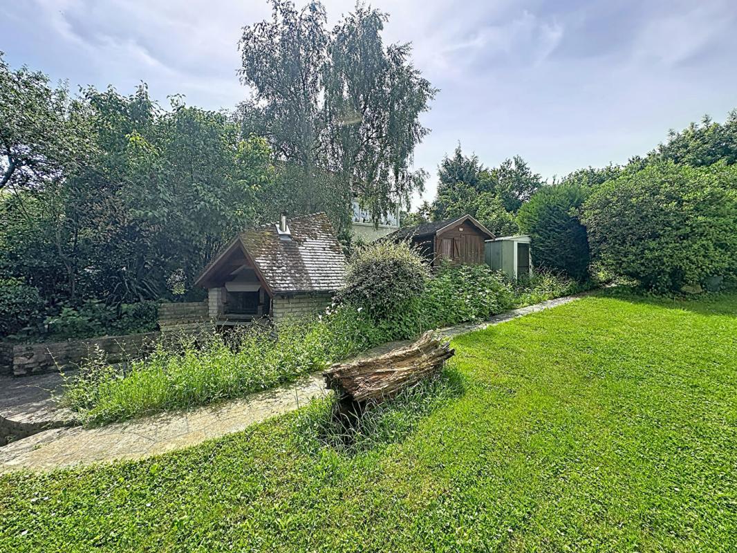 IGNY RARE SUR LE SECTEUR : 215 m2 à réinventer, idéal famille ou investissement 15