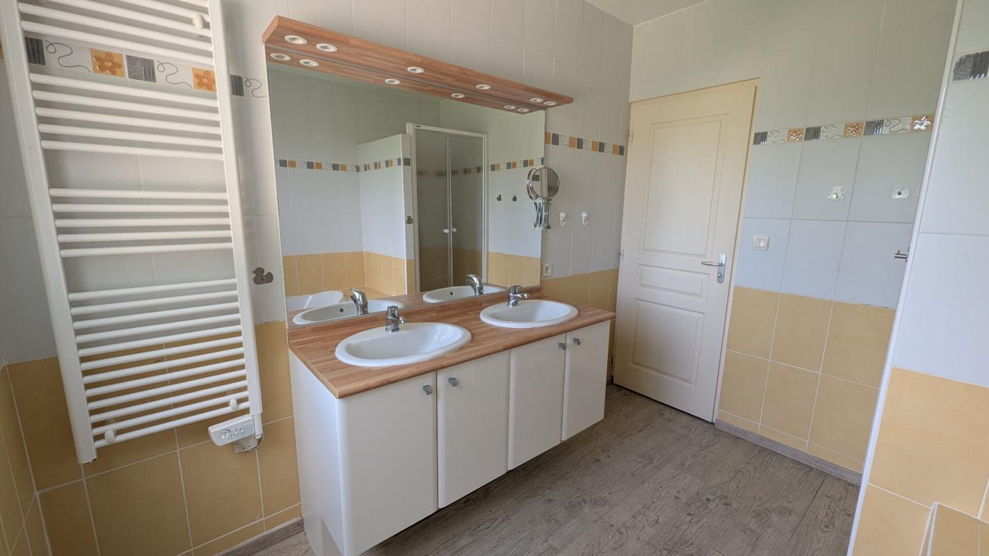 CASTELNAUDARY Villa T5 de 110 m2 avec vues panoramiques Pyrénées et Montagne Noire 11