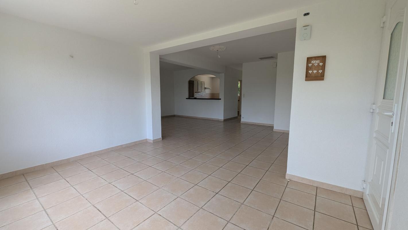 CASTELNAUDARY Villa T5 de 110 m2 avec vues panoramiques Pyrénées et Montagne Noire 7