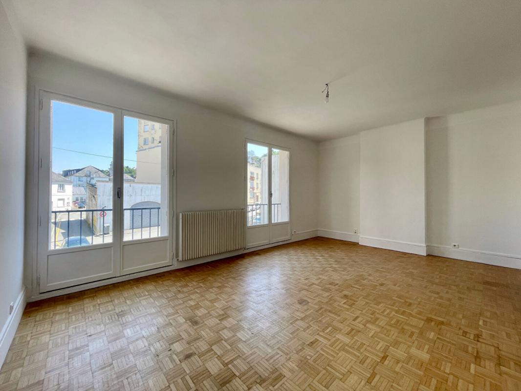 QUIMPER Appartement T3 lumineux et spacieux de presque 90 m2 - Centre-Ville Quimper 1
