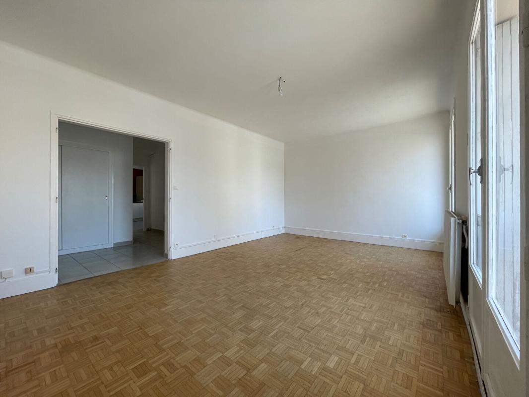 QUIMPER Appartement T3 lumineux et spacieux de presque 90 m2 - Centre-Ville Quimper 3