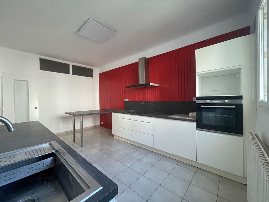 QUIMPER Appartement T3 lumineux et spacieux de presque 90 m2 - Centre-Ville Quimper 5
