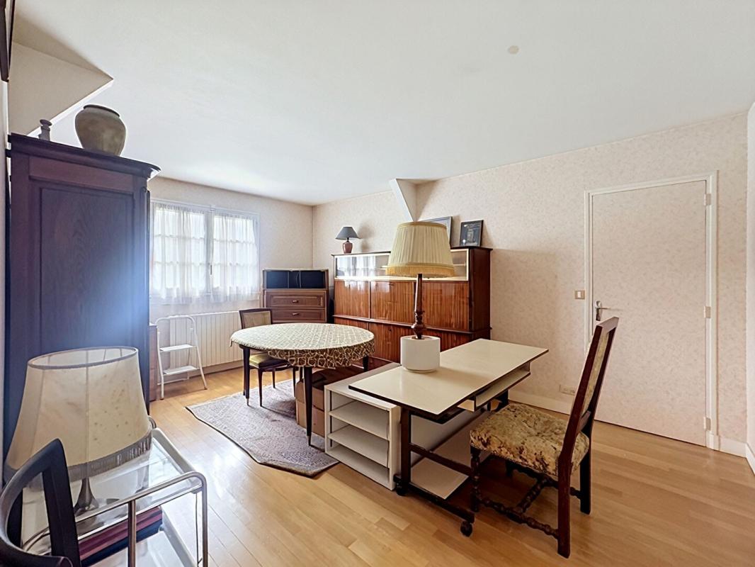 IGNY Une maison de famille pleine d'âme et de caractère à Gommonvilliers 14
