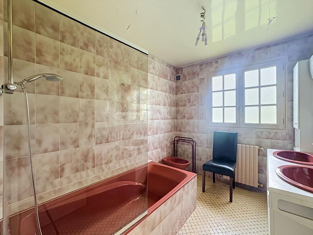 IGNY Une maison de famille pleine d'âme et de caractère à Gommonvilliers 15