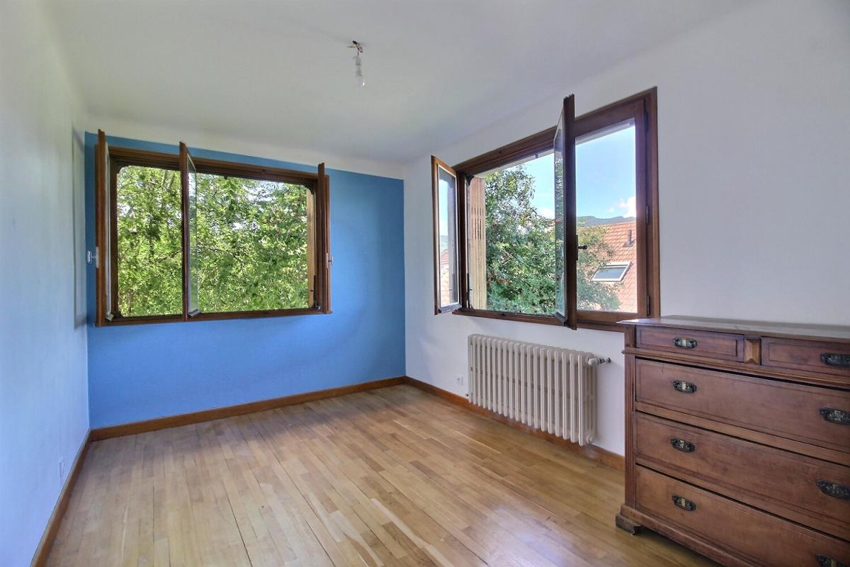 CHALLES-LES-EAUX Maison Challes Les Eaux 5 pièces 110 m2 8
