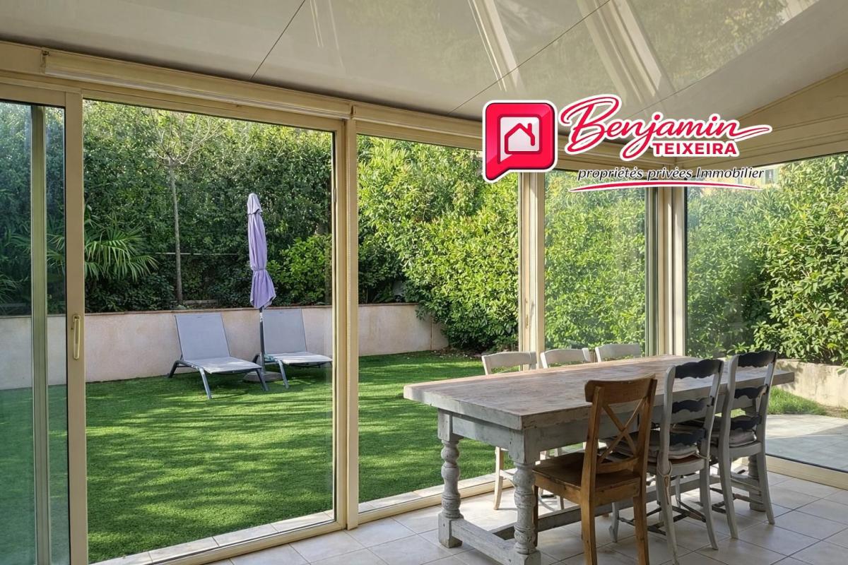 ROQUEBRUNE-SUR-ARGENS Maison Roquebrune Sur Argens 6 pièce(s) 96 m2 - 4 chambres dont 1 de plain-pied + Parking privé 10