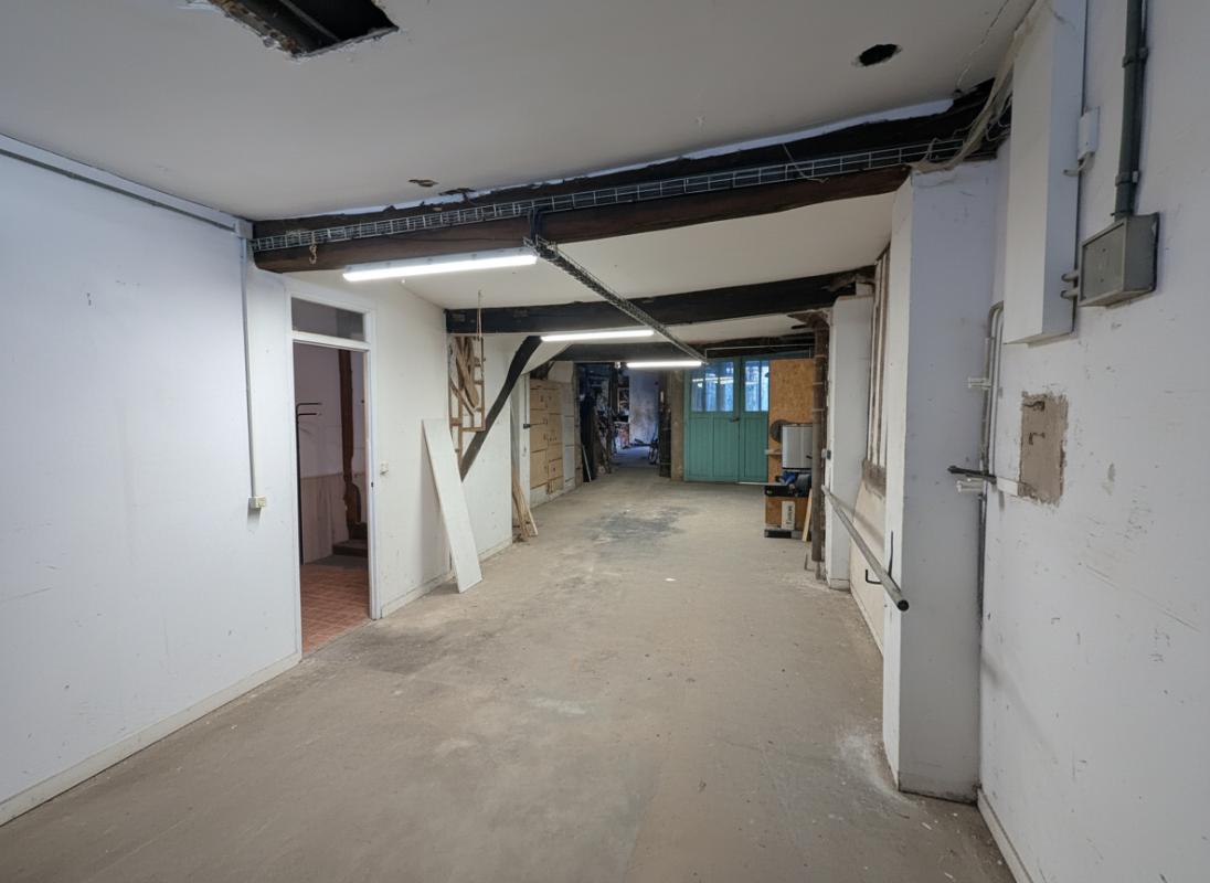 LA LOUPE Maison  de ville 4 pièces 85 m2 3 chambres (Fort potentiel) 14