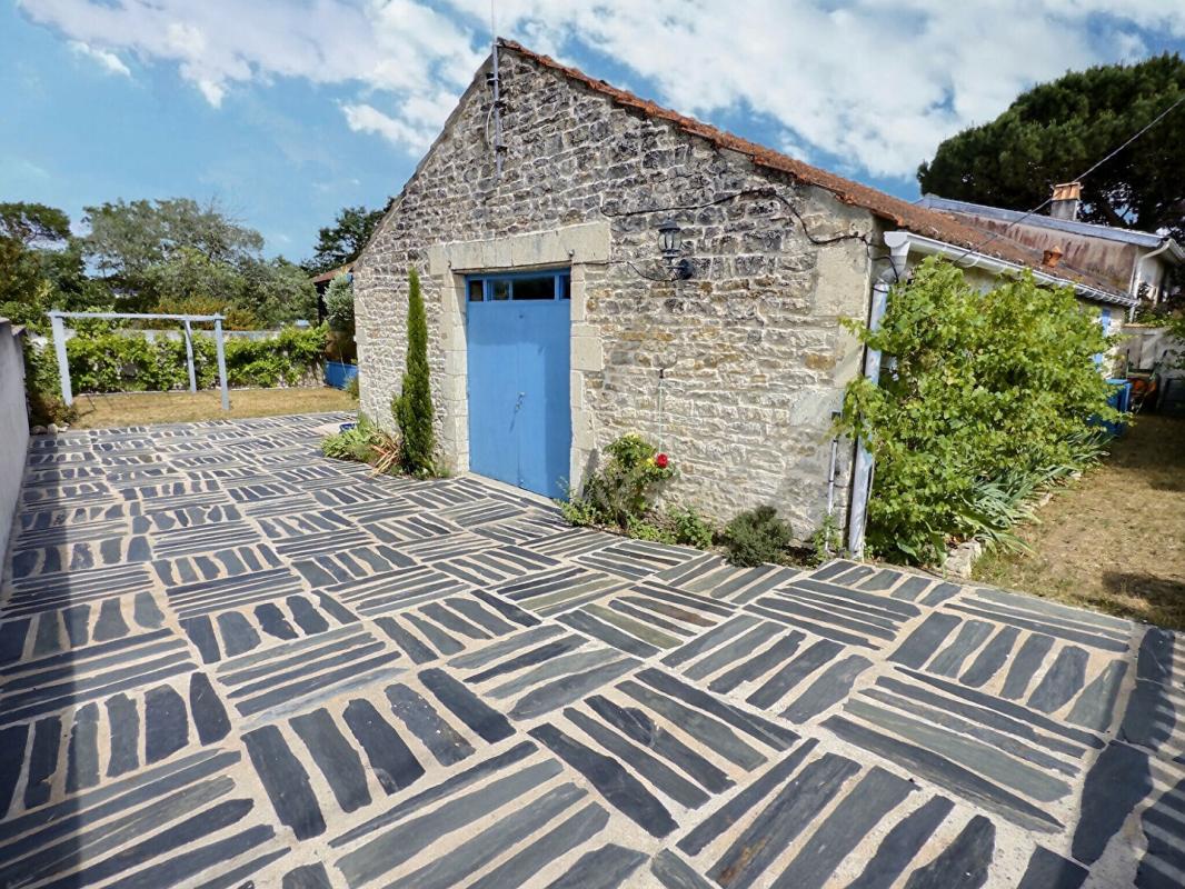 SAINT-GEORGES-D'OLERON 17190 - Ensemble Immobilier Atypique 5 pièce(s) 82 m2 - Ile d'Oléron - 1