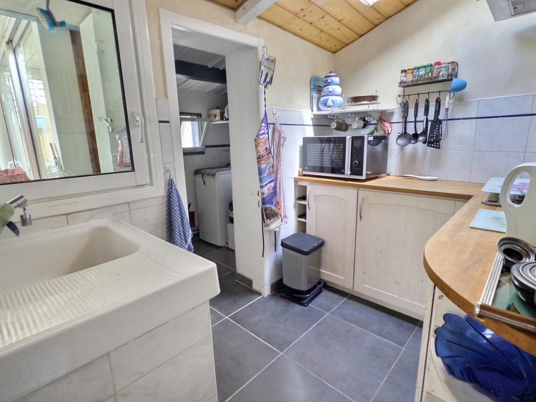 SAINT-GEORGES-D'OLERON 17190 - Ensemble Immobilier Atypique 5 pièce(s) 82 m2 - Ile d'Oléron - 12