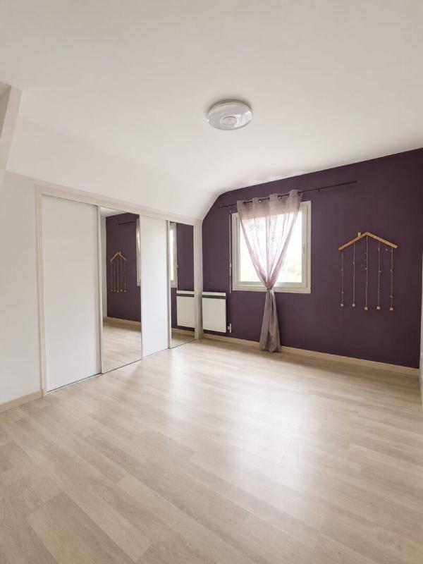 BEAUMONT-LA-RONCE Maison familiale lumineuse 193 m² avec fort potentiel - 4/5 chambres - Grand jardin 6