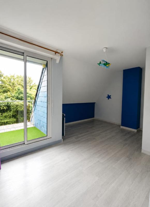 BEAUMONT-LA-RONCE Maison familiale lumineuse 193 m² avec fort potentiel - 4/5 chambres - Grand jardin 9