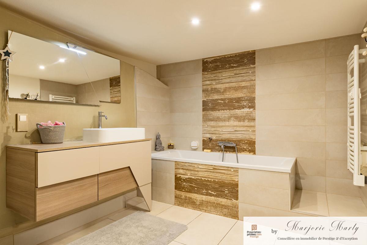LEZIGNAN-CORBIERES Vente Loft sur garage - Montbrun Des Corbieres (11700) - 5 pièce(s) - 175 m2 - 235 000 10