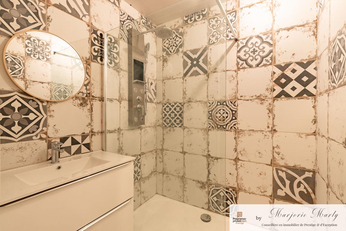 LEZIGNAN-CORBIERES Vente Loft sur garage - Montbrun Des Corbieres (11700) - 5 pièce(s) - 175 m2 - 235 000 11