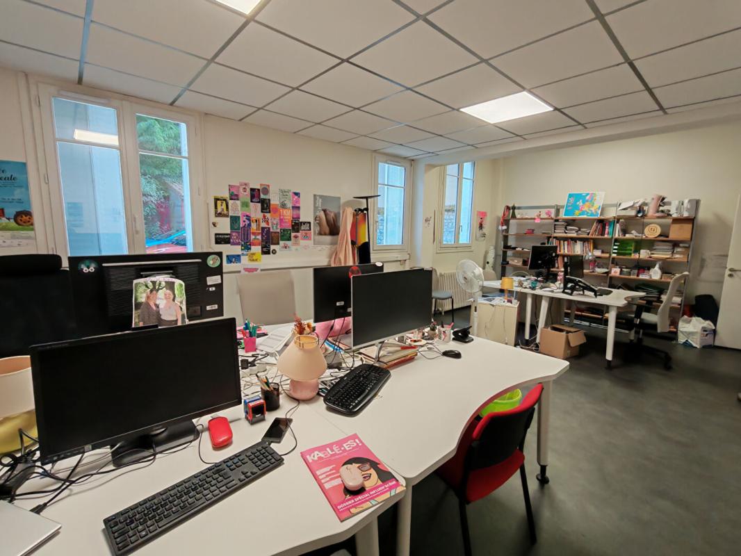 POITIERS POITIERS - IMMEUBLE DE BUREAUX 302 m2 5