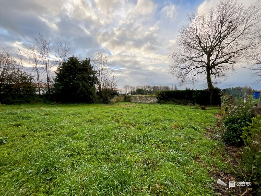 SAINT-ANDRE-DE-CUBZAC Terrain à bâtir de 921 m² Aubie-et-Espessas proche de Saint-André-de-Cubzac 2